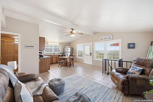 2681 Lakeview Dr — Photo 6