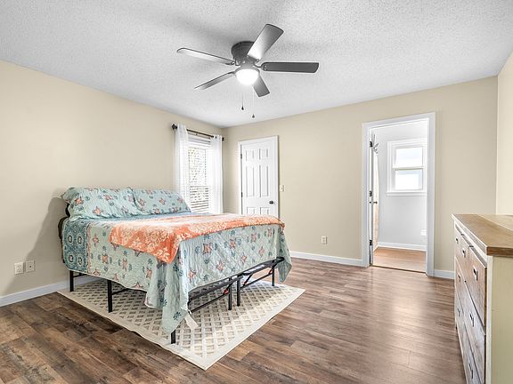 5th image of 3856 Marla Cir
