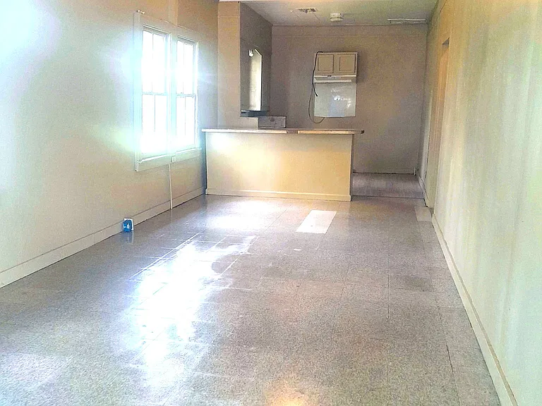 1002 Louisiana Ave — Photo 2