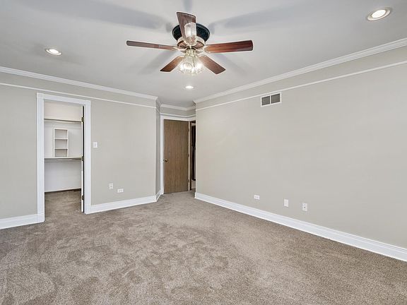 4th image of 11226 Bradley Ct