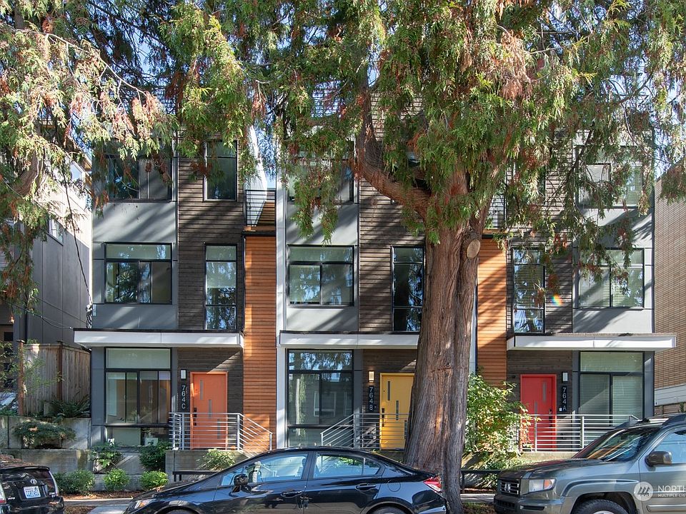 1st image of 762 B Belmont Place E