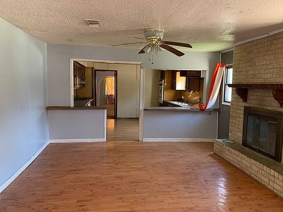 4th image of 708 Glenn Ave