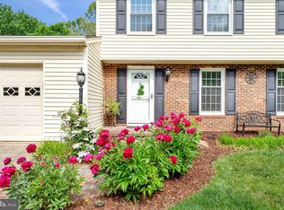 2212 Stirrup Iron Ln, Reston, VA 20191