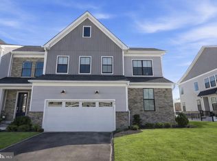 49 Tradesville Dr, Doylestown, PA 18901