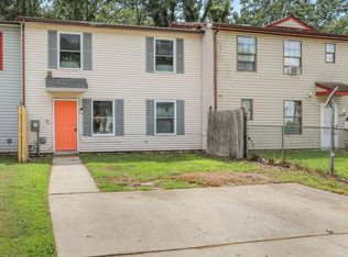 152 Hampshire Rd, Sicklerville, NJ 08081