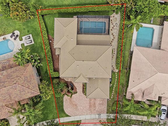 3rd image of 2608 Oakbrook Ct