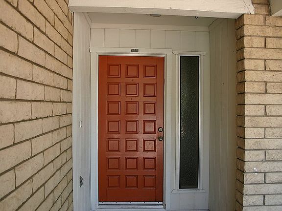 3rd image of 2114 S Ash Cir