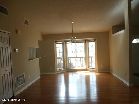 3rd image of 8141 Kilwinning Ln