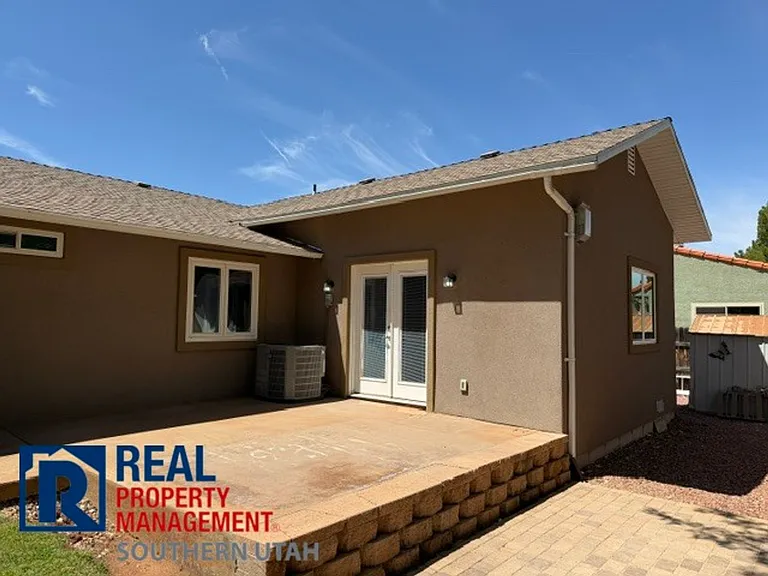 805 Larkspur Rd — Photo 16