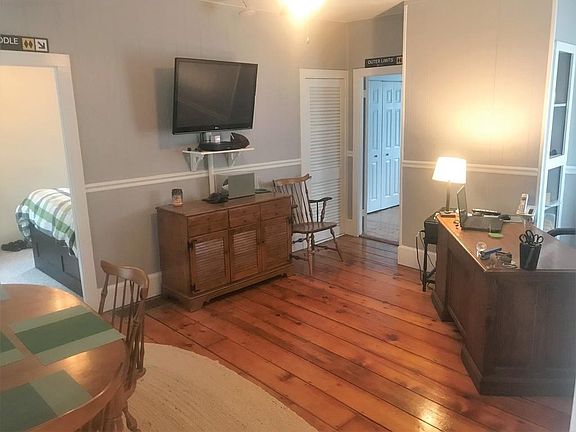 3rd image of 26 Lovell St #1