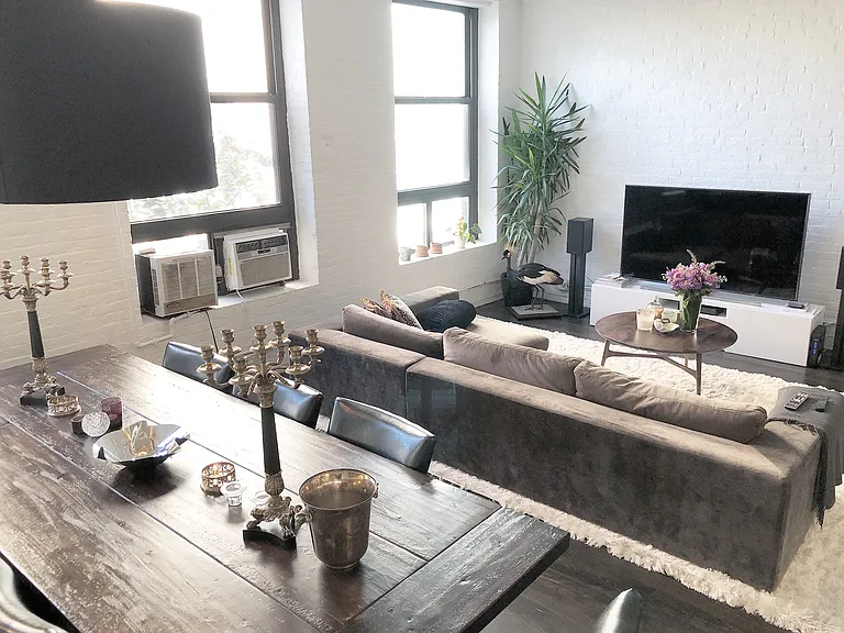 12 White St #4 — Photo 8