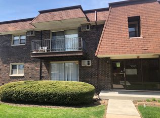 7010 W 86th Pl APT 1B, Burbank, IL