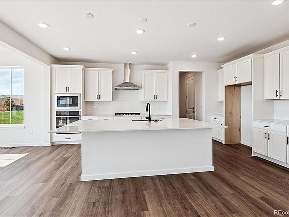 7th image of this home