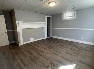 184 High St APT 1R, Jefferson, MA 01522
