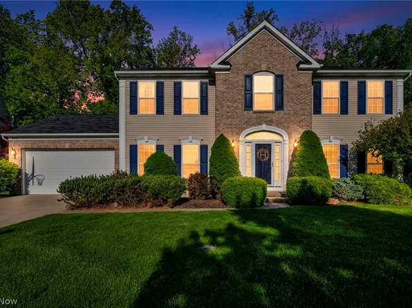 2663 Ambridge Dr, Avon, OH 44011