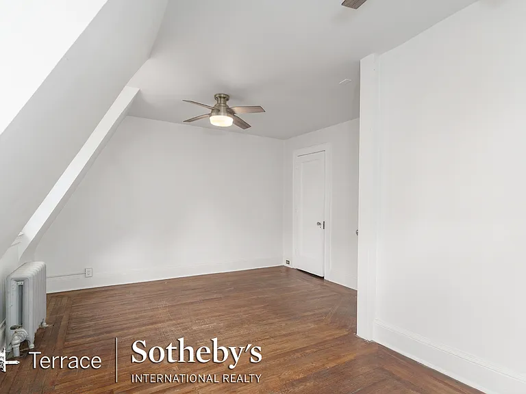 281 Burns St #2 — Photo 11