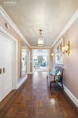 Sold by Sotheby's International Realty | media 4