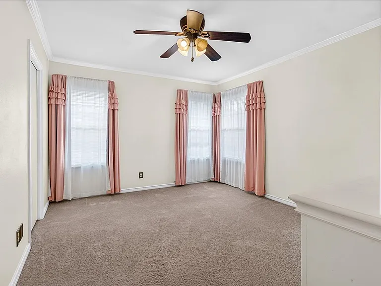 609 Peerman Pl — Photo 40