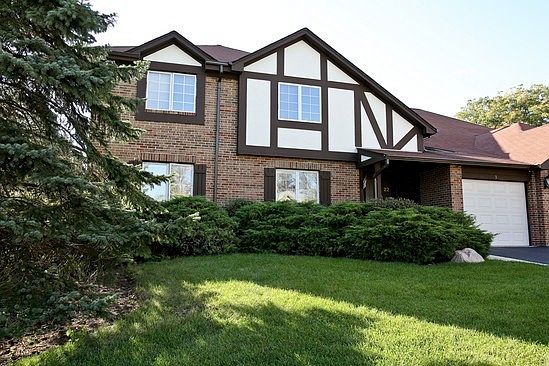 1st image of 22 Sauk Trl APT 1