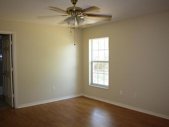 4th image of 31 Pecan Drive Pass
