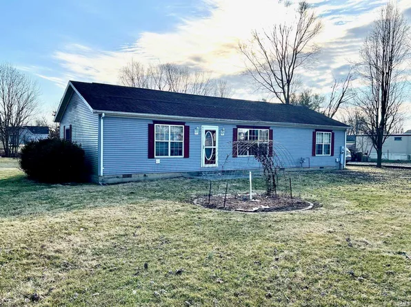 530 N 5th St, Mitchell, IN 47446