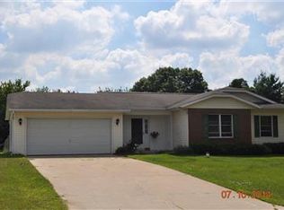 62828 Fairview Dr, Goshen, IN 46528