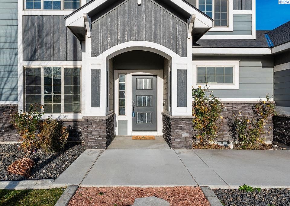 6356 W 38th Ave, Kennewick, WA 99338 | Zillow