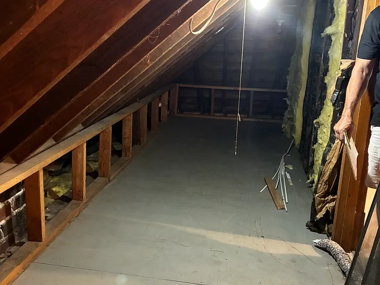 54 Morris Ave — Photo 51