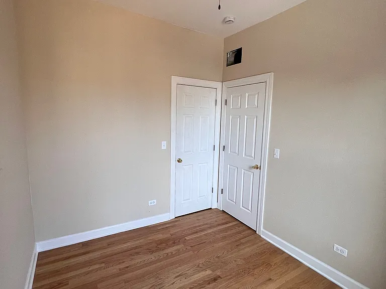 4449 N Broadway St #3 — Photo 7