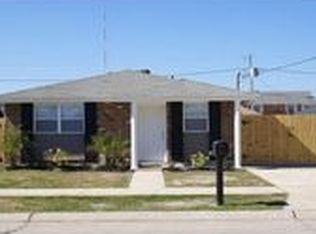 3420 Volpe Dr, Chalmette, LA 70043