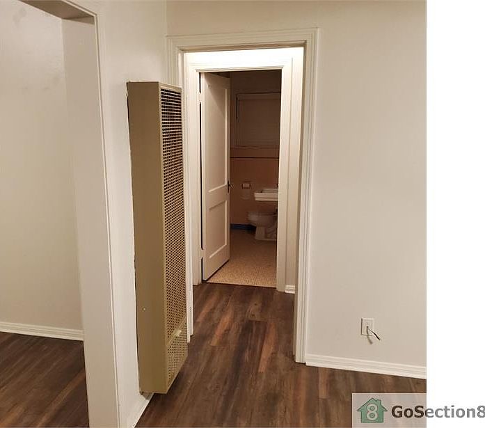 2nd image of 4907 Avenue O #2