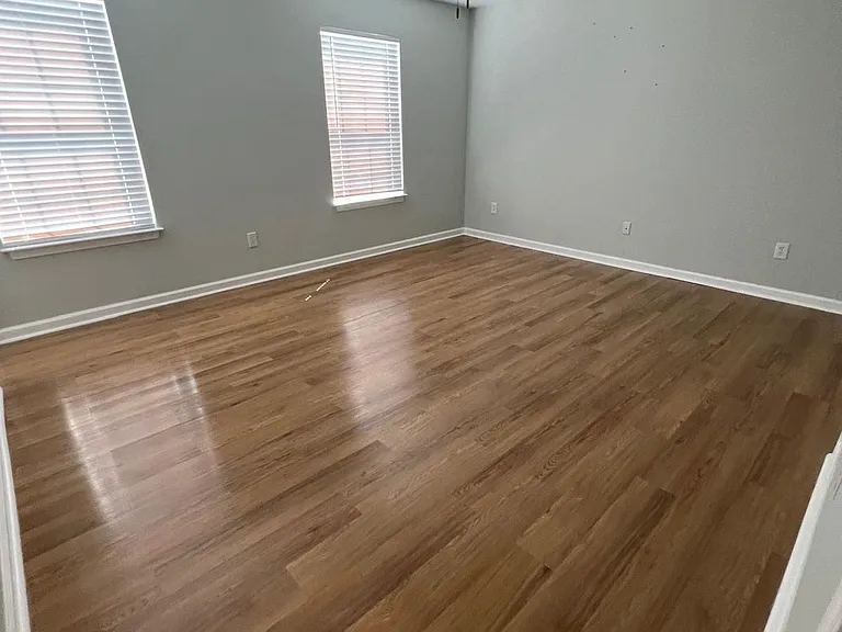 301 Kingston Trace Rd — Photo 7