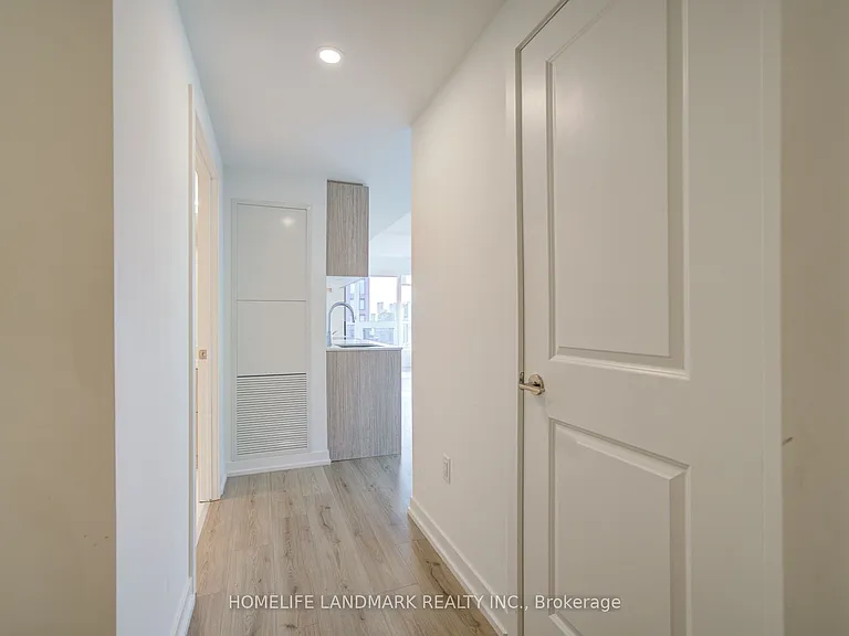 395 Bloor St E #2302 — Photo 6