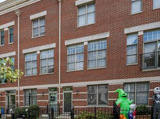 865 N May St, Chicago, IL 60642
