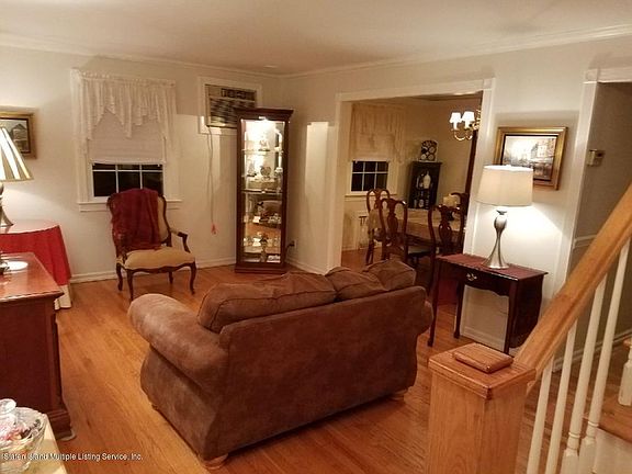 5th image of 31 Martling Ave