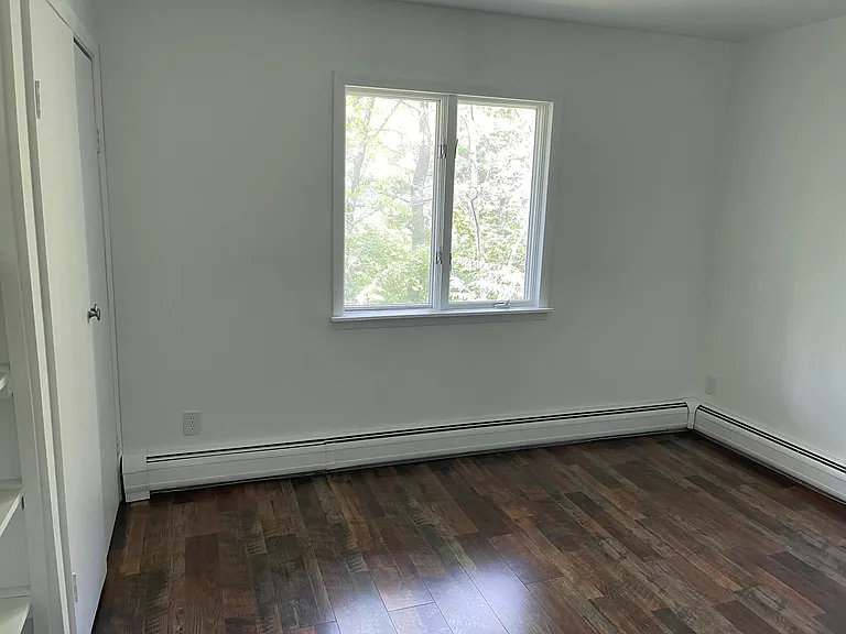 35 Deforest Hts — Photo 14