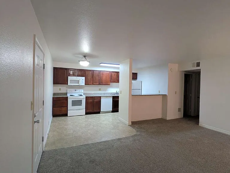 5321 River Glen Dr #236 — Photo 5