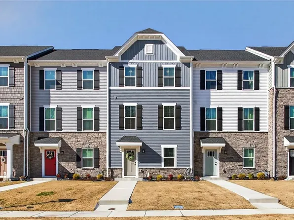 117 Pocosin Path, Poquoson, VA 23662