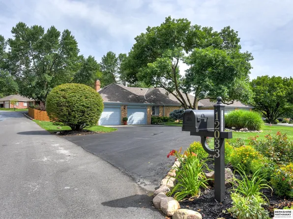 12033 Jefferson Plz, Omaha, NE 68137