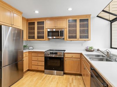 36 Eucalyptus Knoll Street, Mill Valley, CA, 94941