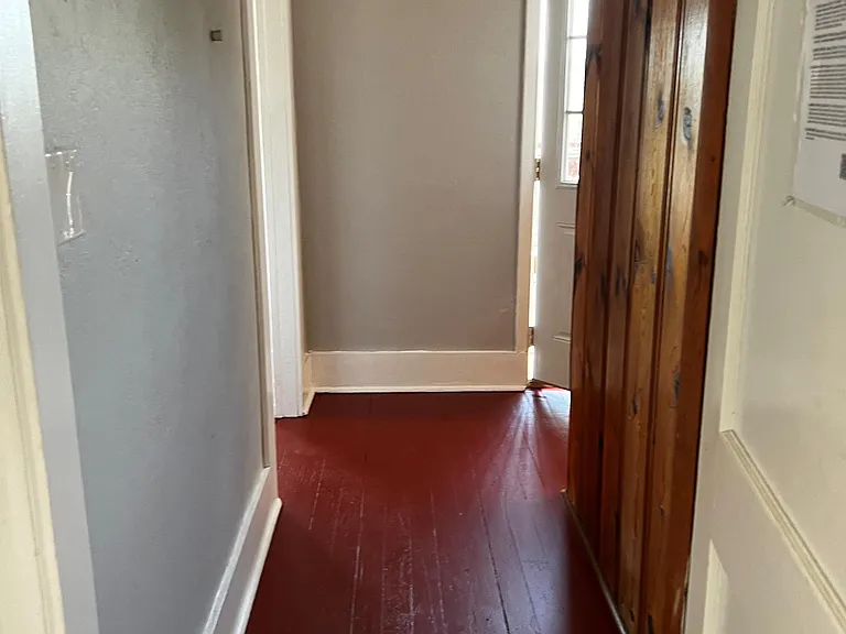 133 Franklin Ave — Photo 12