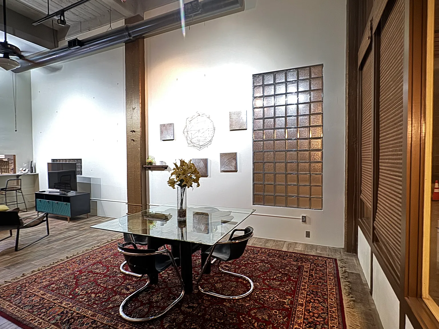 417 S Main St — Photo 3