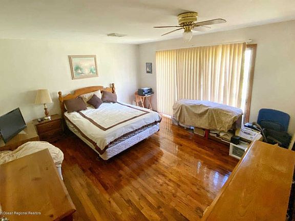 5th image of 885 Egret Dr