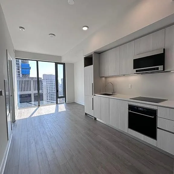 8 Cumberland St #4304 — Photo 3