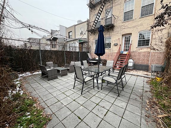 3rd image of 1739 E 14th St #2