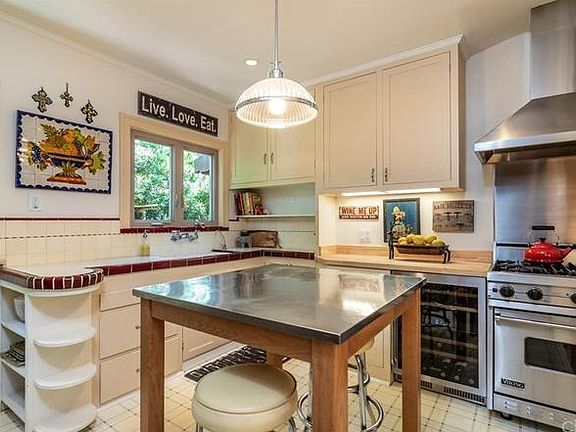 4th image of 782 Gladys Ave