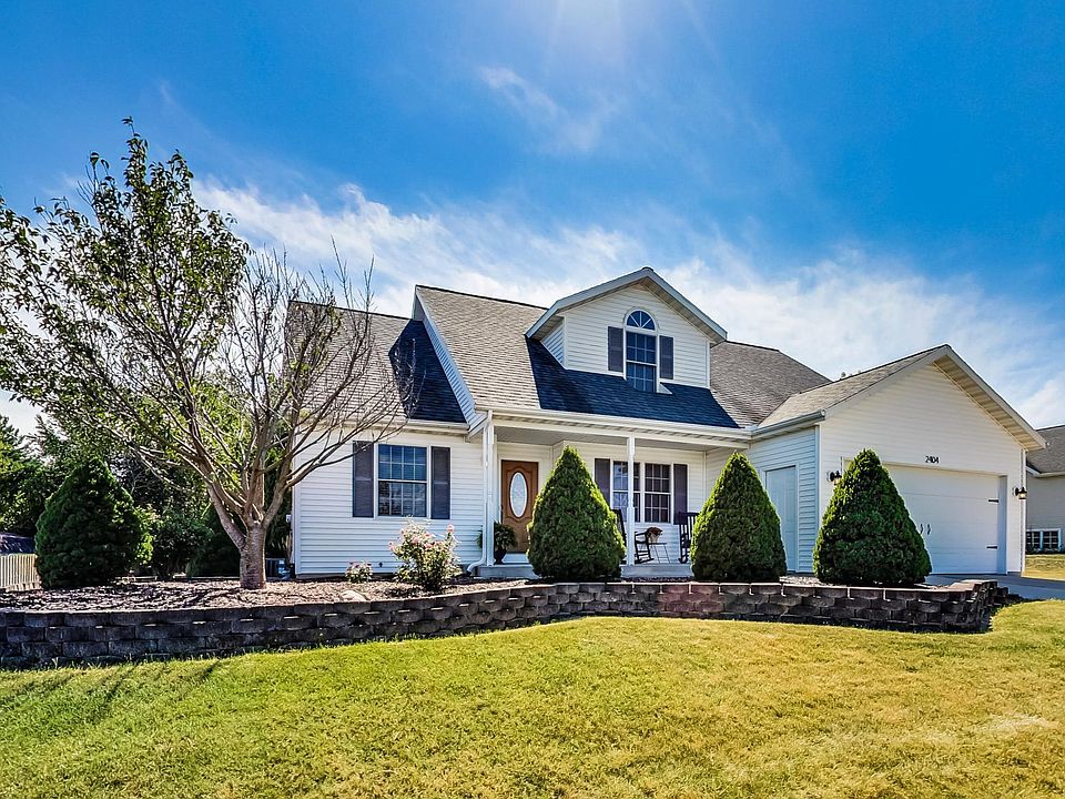 1st image of 2404 Butterfly Ln