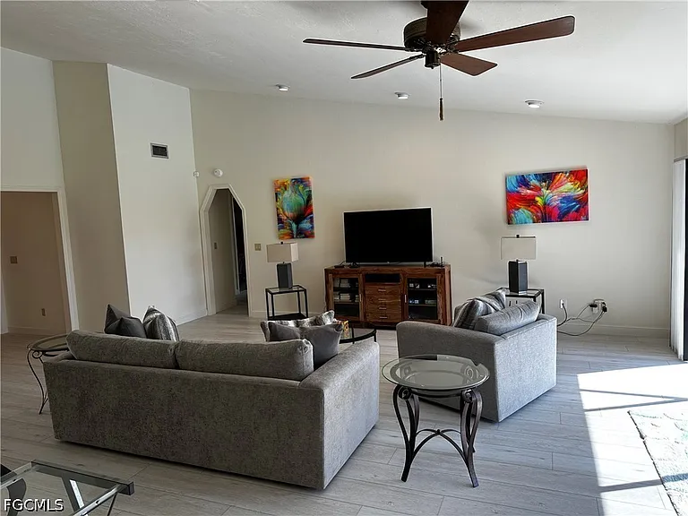 3402 SE 11th Ave — Photo 20