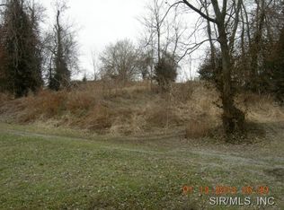 105 Barron St, Chester, IL 62233