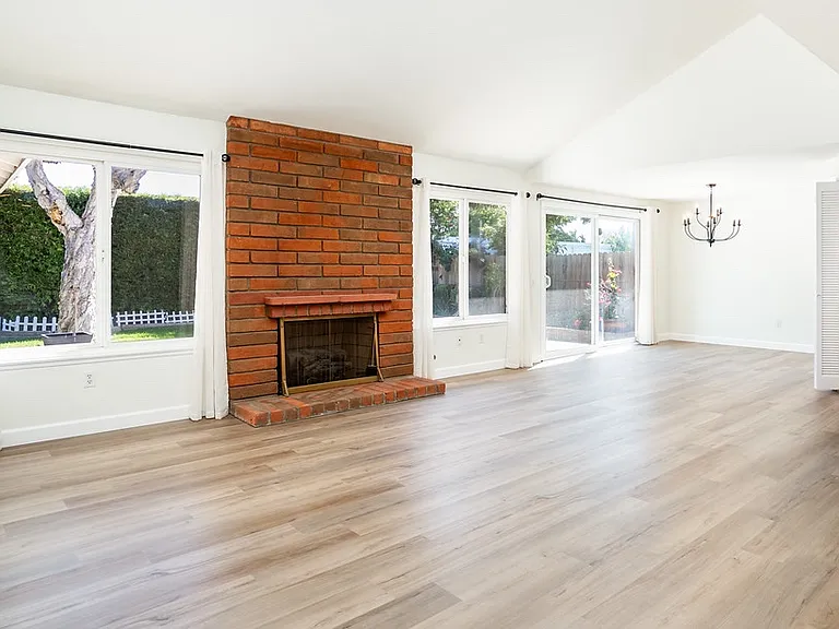 Whetmore Ln — Photo 3